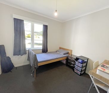 Two bedroom home - Photo 2