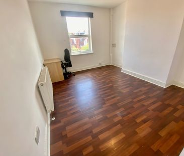 3 Bed Flat, Radford Road, NG7 - Photo 5