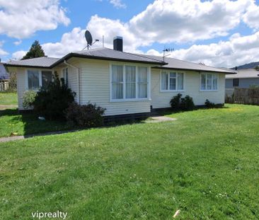 Spacious Three-Bedroom Home Close to Local Amenities - Fordlands - Photo 4