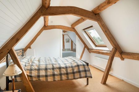 4 bedroom detached house to rent - Photo 4