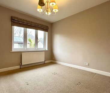 Brookfields, Calver - Photo 6