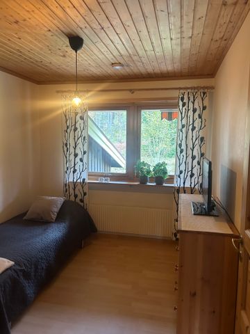 Skogsstjärnevägen, Åsbro - Photo 3