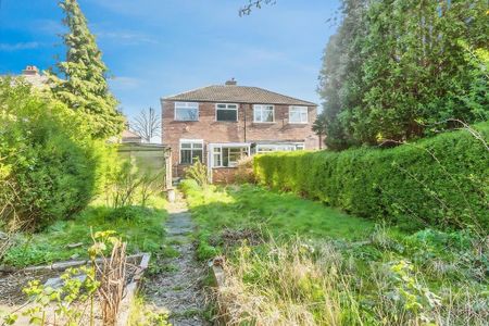 3 bedroom semi-detached house to rent - Photo 2