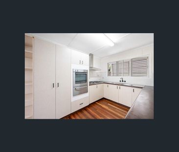 26 Norris St, West Gladstone, Qld 4680 - Photo 1