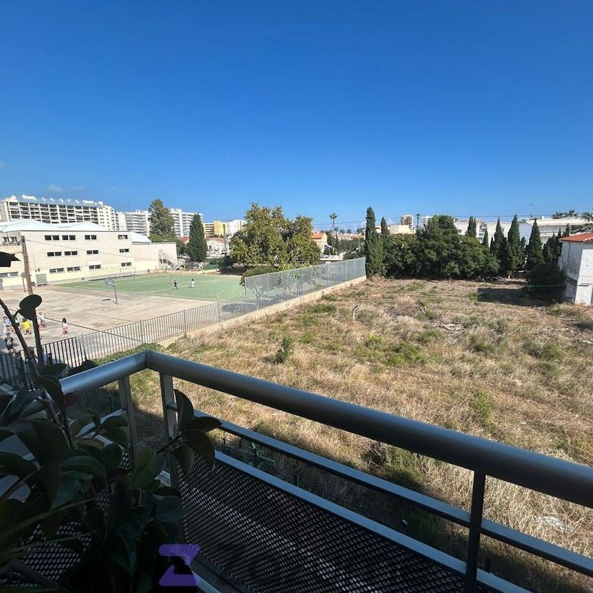 Piso de alquiler en Carrer de Cabanes, Centro - Photo 1