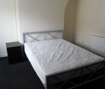 3 Bed Terraced House, Cranborne Road, L15 - Photo 3