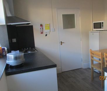 1 bedroom property to rent - Photo 5