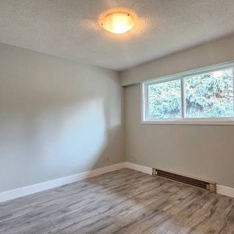 9457 Fletcher Street - 4, 1 bed , 1 bath unit available for rent! - Photo 1