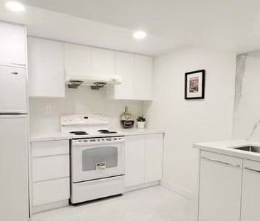 For Lease - 53 Marblemount Crescent Unit# Lower, Toronto, Ontario - Photo 2