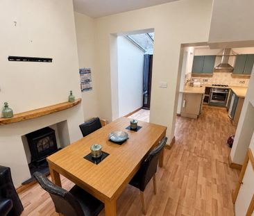 92 Donegal Avenue, Belfast, BT12 6LX - Photo 3