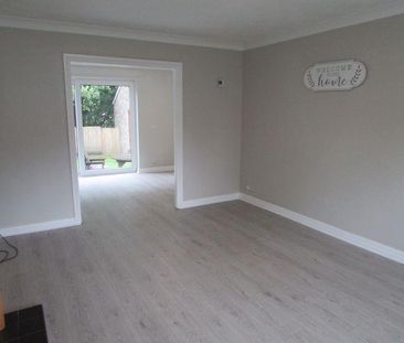 5 bedroom detached house to rent - Photo 1