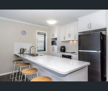 3 Smugglers Cove, Mount Low, Qld 4818 - Photo 1