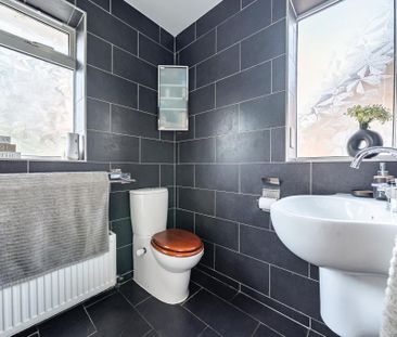 3 bedroom semi-detached house to rent - Photo 4