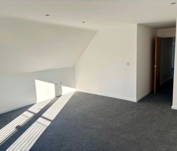 2 bedroom apartment to rent Winchester Road, Bishops Waltham, South... - Photo 5