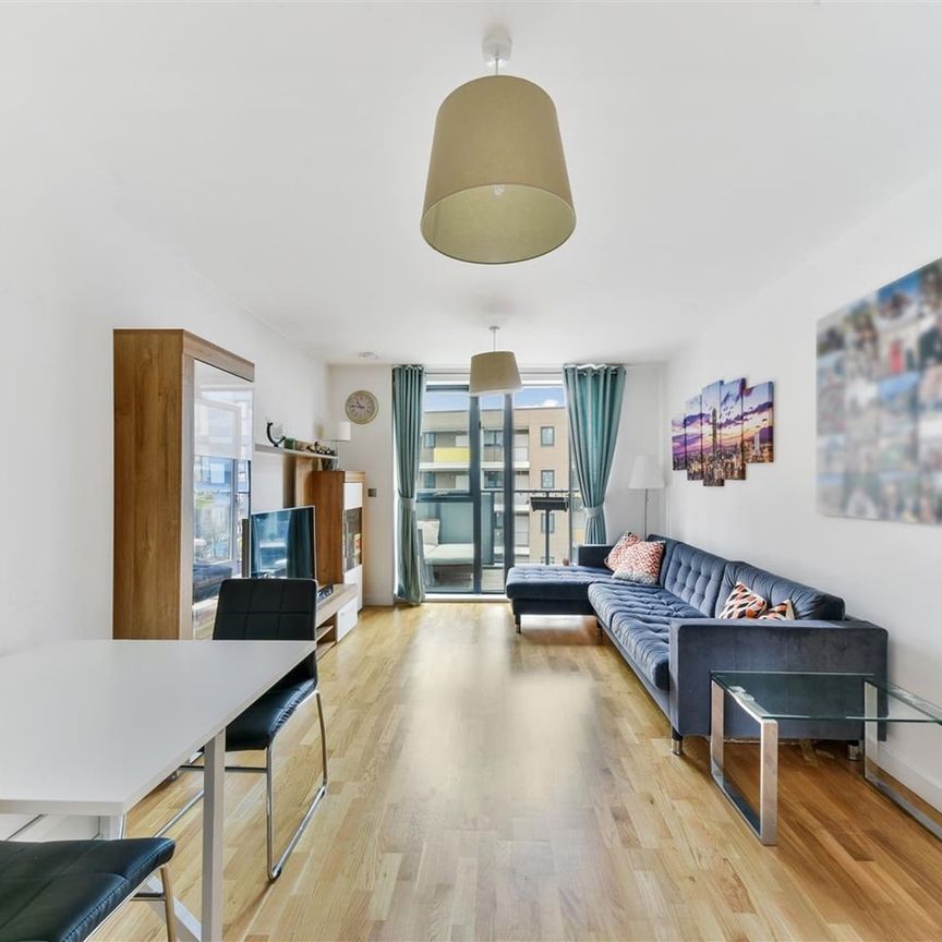 2 Bed Flat, Bugle House, SE10 - Photo 1