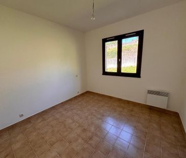Location Maison 5 pièces 101m² ST AMBROIX 30500 - Photo 1