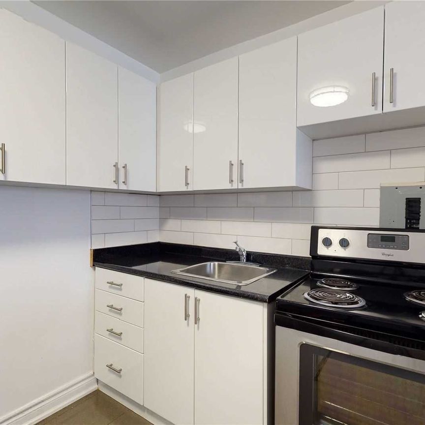 For Lease - 31 Clearview Heights Unit# 111, Toronto, Ontario - Photo 1
