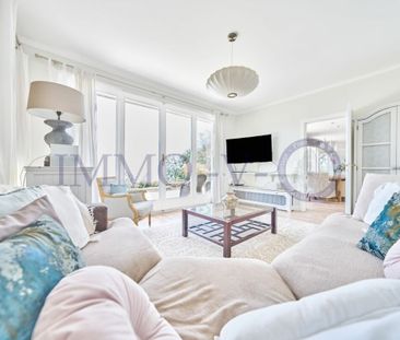 PRESTIGE WITH POOL AND PANORAMIC VIEW – FURNISHED - Photo 2