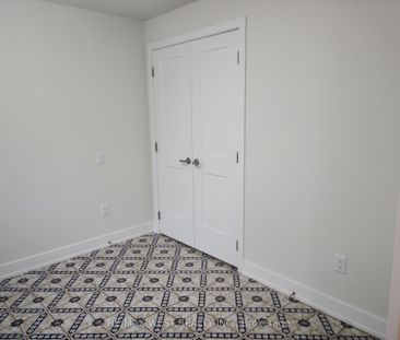 For Lease - 16 Stocco Court, Vaughan, Ontario - Photo 3