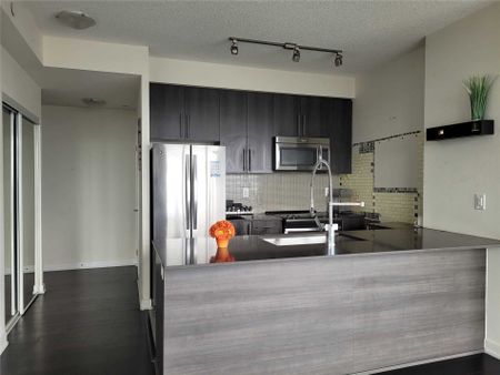 For Lease - 510 Curran Place Unit# 1102, Mississauga, Ontario - Photo 2