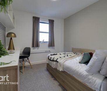 1 bedroom in a flat share to rent - Photo 3