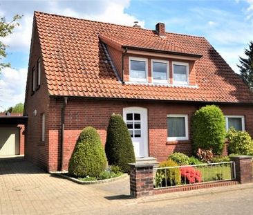 Einfamilienhaus in Lingen-Heukampstannen mit ca. 165 mÂ² Wfl., Carport und Garage, Terrasse und Garten! - Photo 1