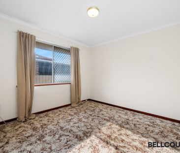 Warm, Welcoming & Wonderfully Spacious – A Classic Balcatta Gem - Photo 3
