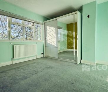 4 bedroom semi-detached house to rent - Photo 3