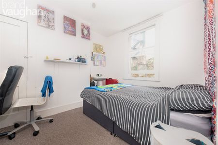 5 bedroom terraced house to rent - Photo 2