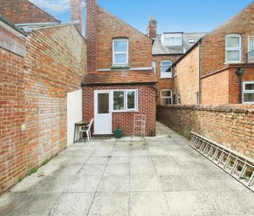 1 bedroom in a house share to rent - Photo 5