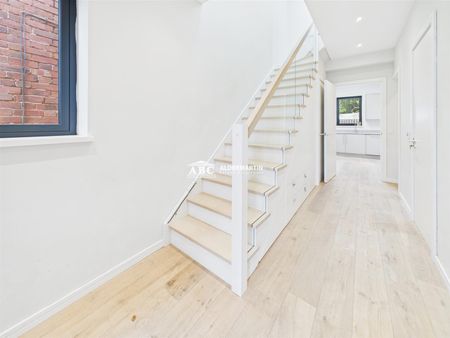 Albert Road, NW7 4RX, London - Photo 3