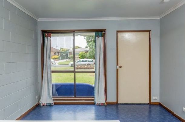 Comfortable & Convenient Living in Lavington - Photo 1