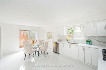 For Lease - 11 Riderwood Drive, Toronto, Ontario - Photo 5