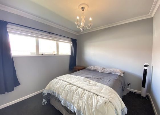 The Showstopper - Photo 1