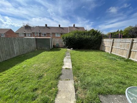 Rothbury Avenue, Stockton-On-Tees - Photo 2