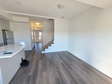 For Lease - 70 Kenesky Drive Unit# 31, Hamilton, Ontario - Photo 2