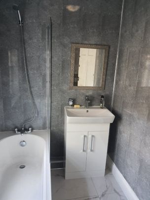 Room in a Shared House, Kings Road, B23 - Photo 1