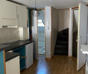 BOURGES type 2 semi meublé duplex avec terrasse - Photo 6