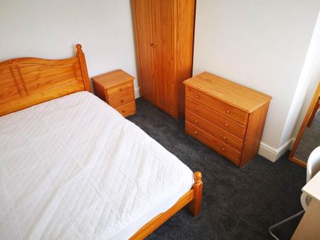 5 bedroom house to rent - Photo 3