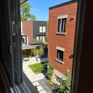 Grand 5 1/2 - Étage supérieur - lumineux, confortable, élégant - Photo 2