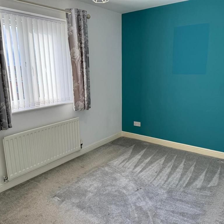 2 bedroom semi-detached house to rent - Photo 1