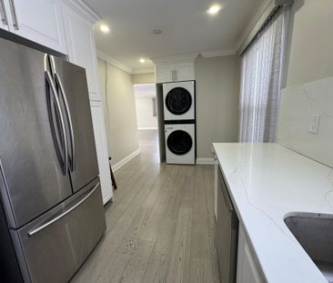 For Lease - 52 Centre Street Unit# (Main Floor), Brampton, Ontario - Photo 6