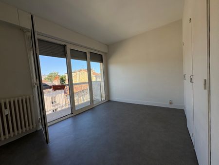 Location Appartement 2 pièces 44m² POITIERS 86000 - Photo 2