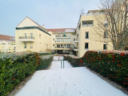 Location appartement 3 pièces, 73.35m², Bry-sur-Marne - Photo 2