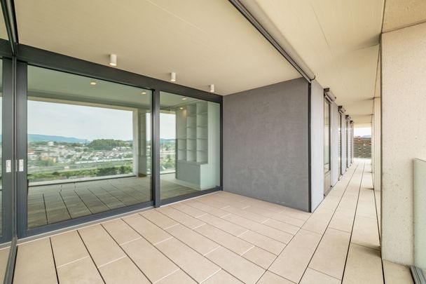 Exklusiver Ort der Weitsicht und Moderne - Foto 1