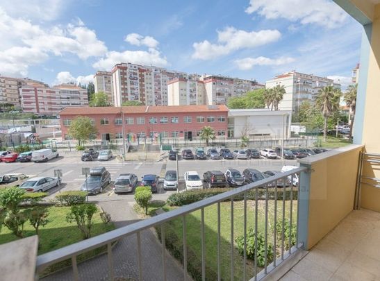 Póvoa de Santo Adrião e Olival Basto, Lisbon - Photo 1