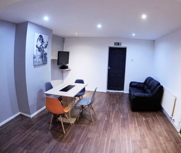 Student Accommodation, 39 Monks Road, Lincoln, Lincolnshire, LN2 5H... - Photo 4