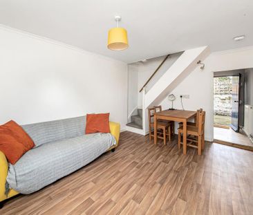 2 bedroom terraced house to rent - Photo 6