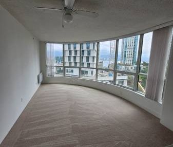 NEW PAINT & NEW CARPET 2 Bd + den at Harbourside Park - Photo 1