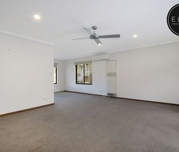 8 Renwick Court, Lavington - Photo 6